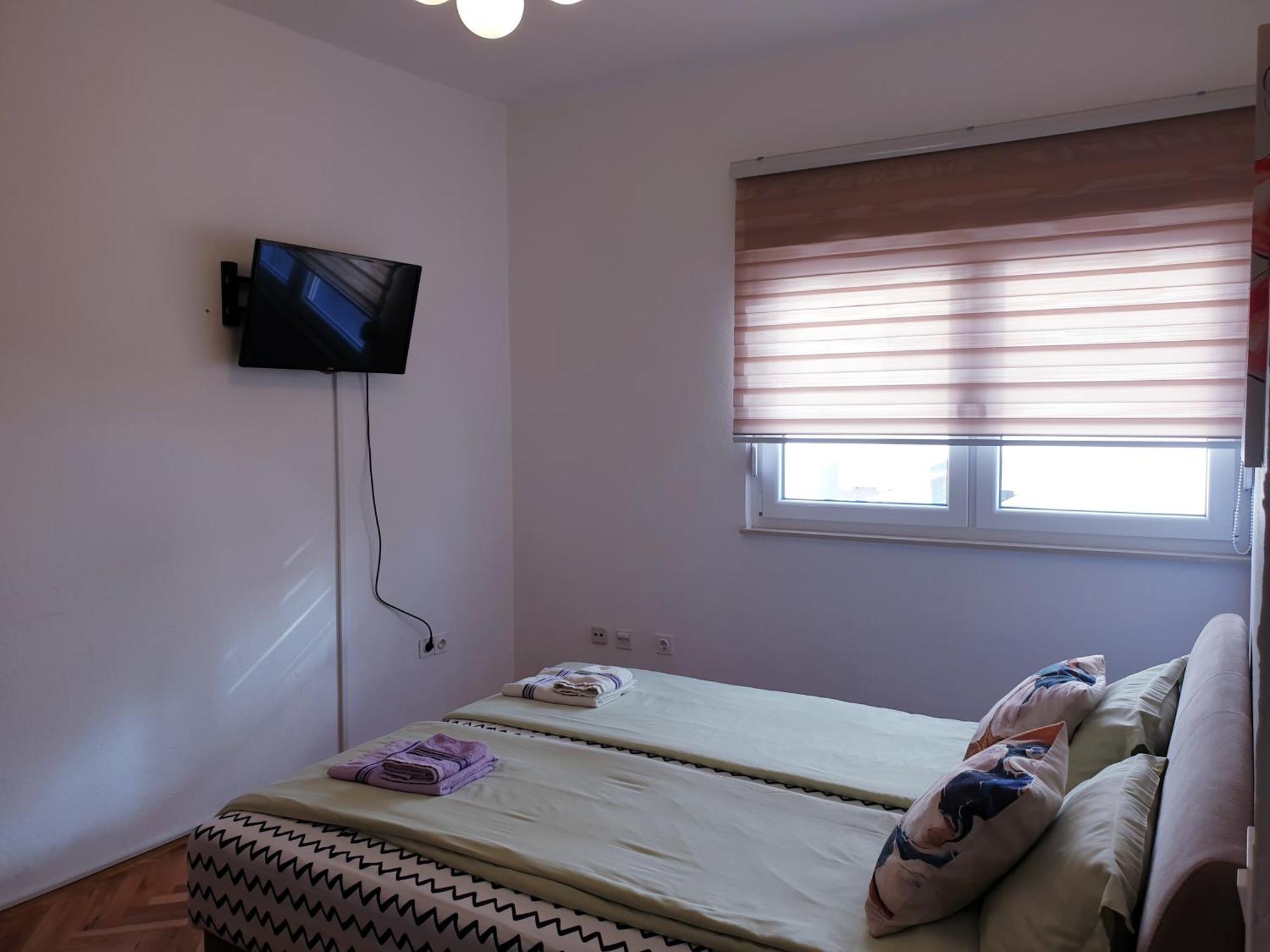 Dalia Apartment & Rooms Мостар Екстериор снимка